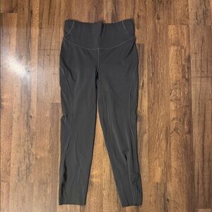 Lululemon Base Pace 23”